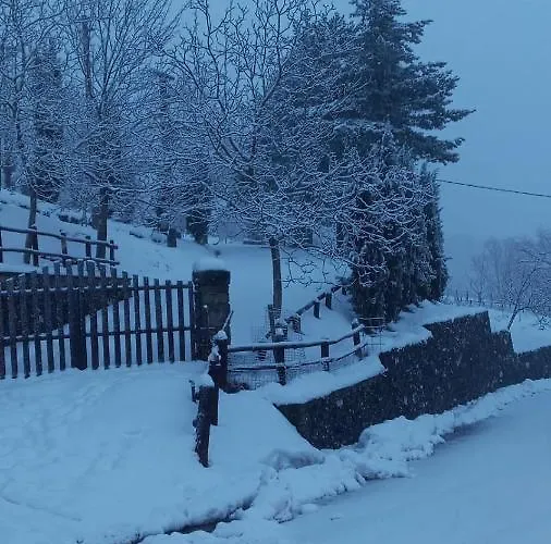 Borgo Valagnesi Casa Annarita 住宿加早餐酒店 3*